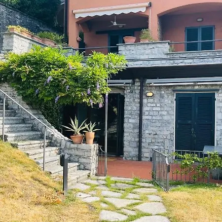 Vakantiehuis Welkhom View, Swimming Pool, Tennis Court And Private Parking Mezzegra