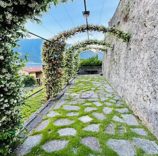 Welkhom View, Swimming Pool, Tennis Court And Private Parking * Mezzegra